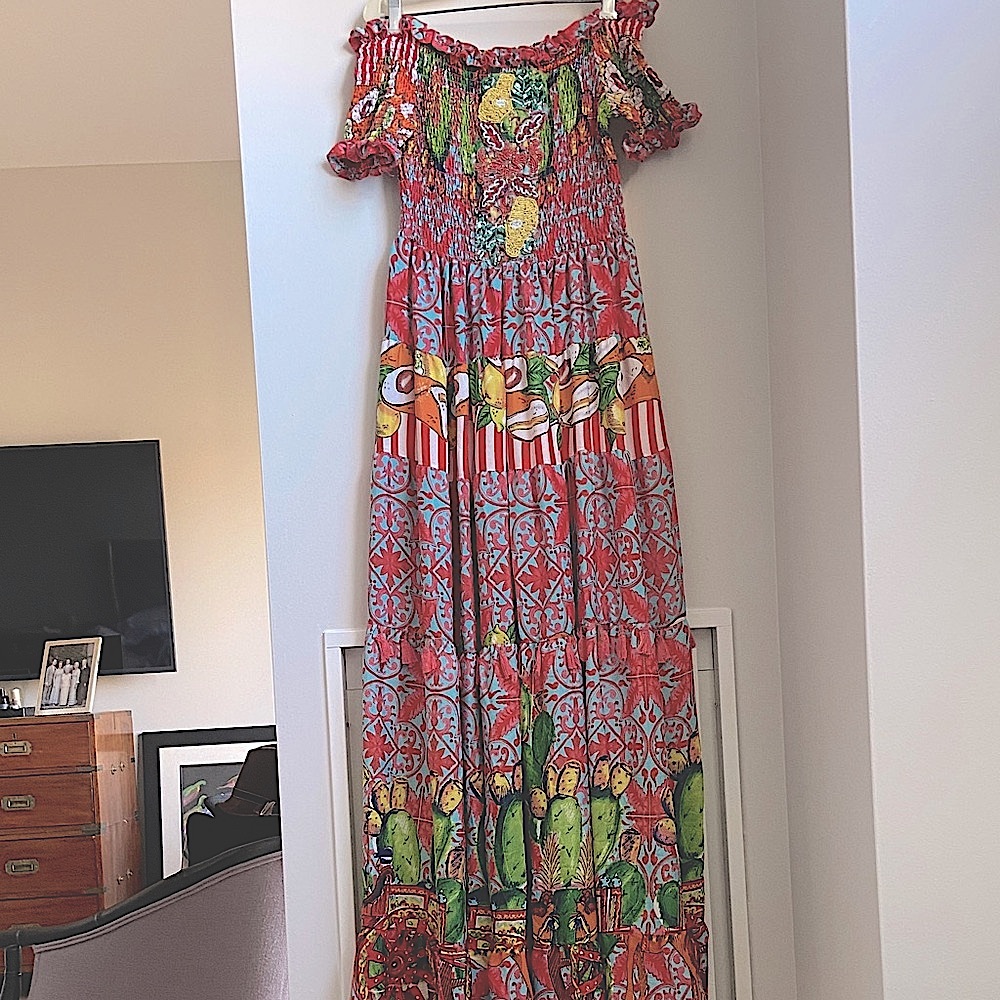 Antica Santoria of Positano exclusive long dress.
Never worn